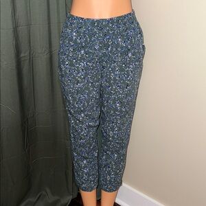 Jessica Simpson Navy Floral Capris